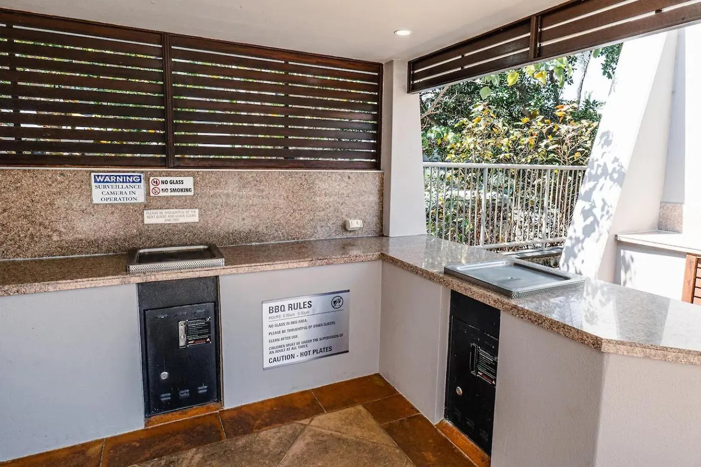 Lagoon Splash - Perfect Family Surfers Apartment Gold Coast