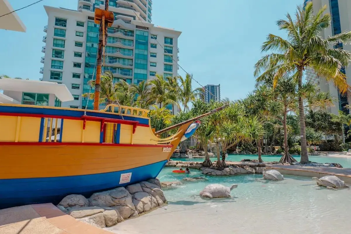 Lagoon Splash - Perfect Family Surfers Apartment Gold Coast