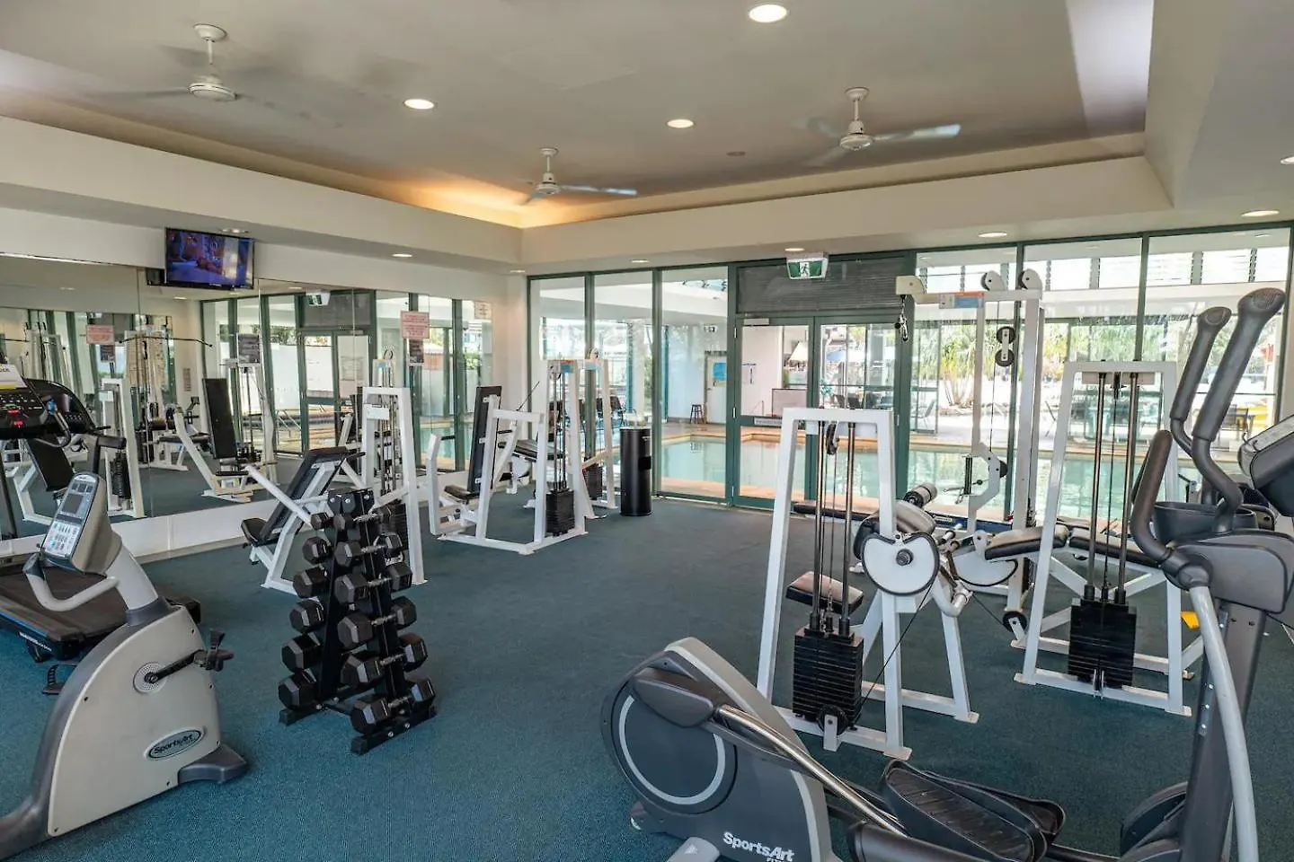 Lagoon Splash - Perfect Family Surfers Apartment Gold Coast