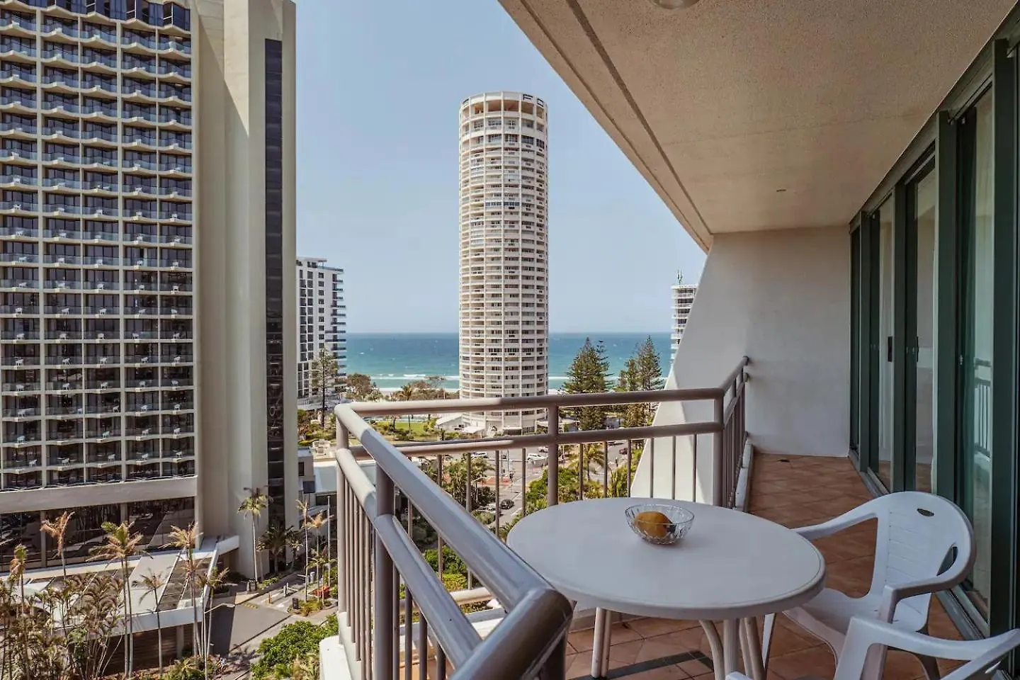 Lagoon Splash - Perfect Family Surfers Apartment Gold Coast Australia
