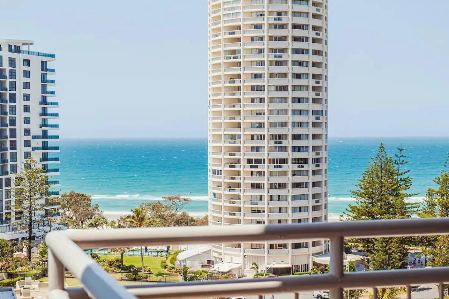 Lagoon Splash - Perfect Family Surfers Apartment ゴールドコースト